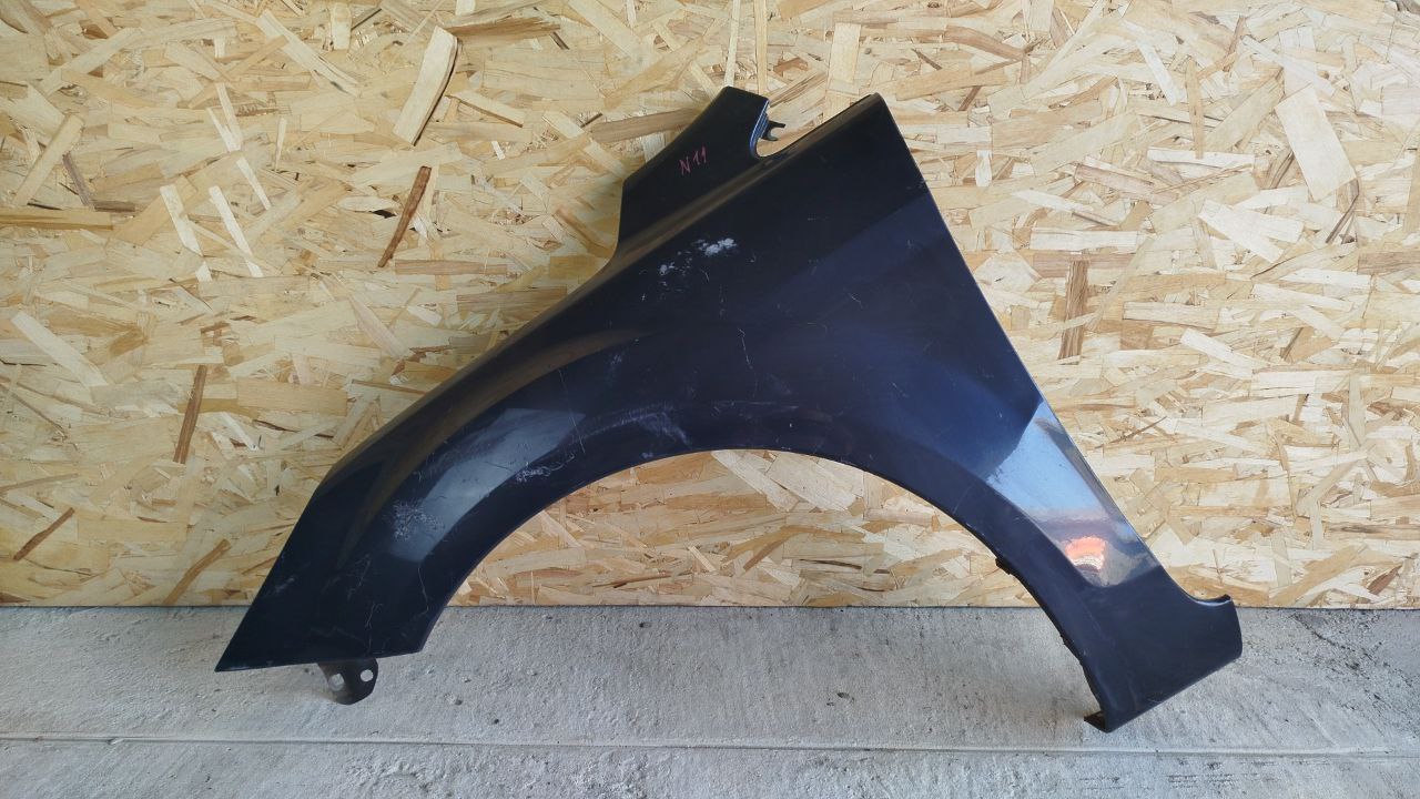 Крыло переднее левое Ford Focus/2 2004-2011
