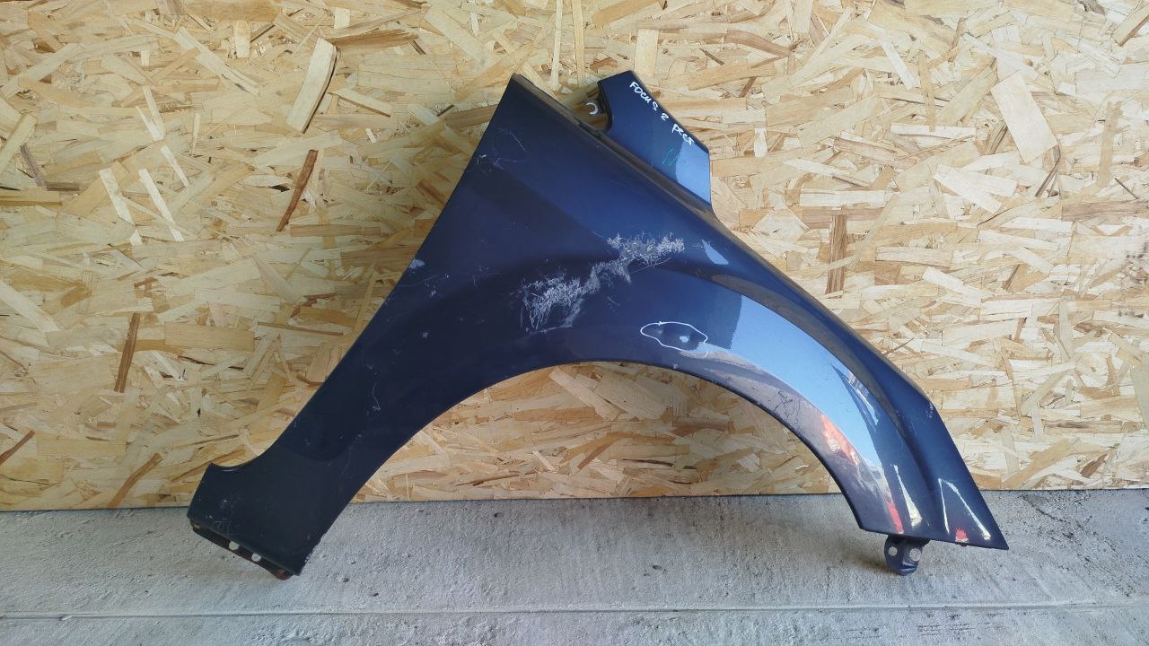 Крыло переднее правое Ford Focus/2 2004-2011