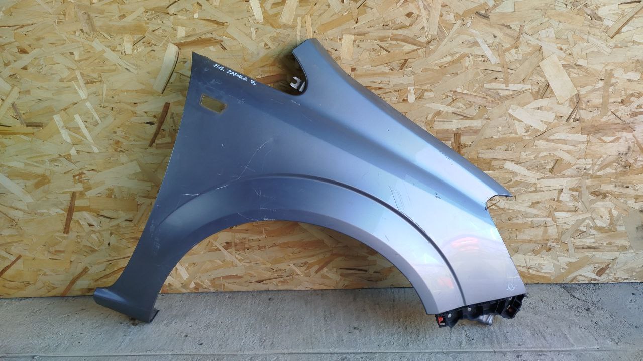 Крыло переднее правое Opel Zafira/B 2005-2014