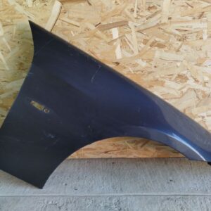 Крыло переднее правое BMW 3/E90 2004-2013