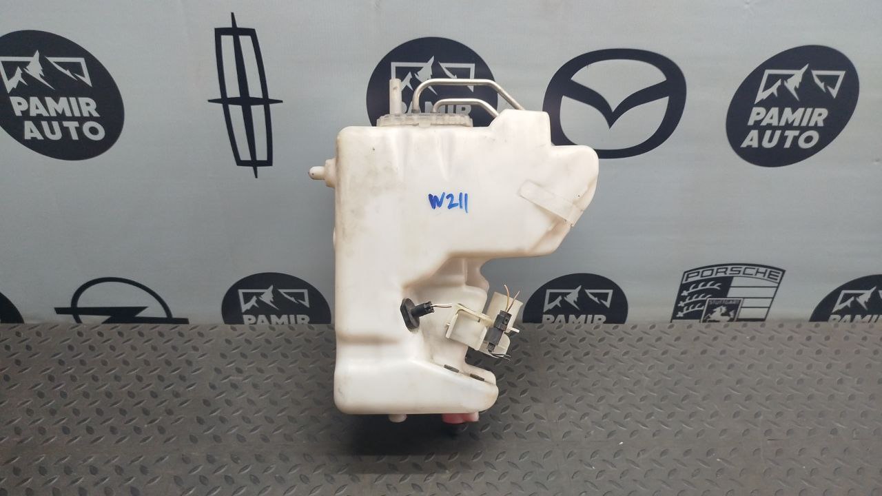 Бачок омывателя Mercedes E/W211 2002-2009