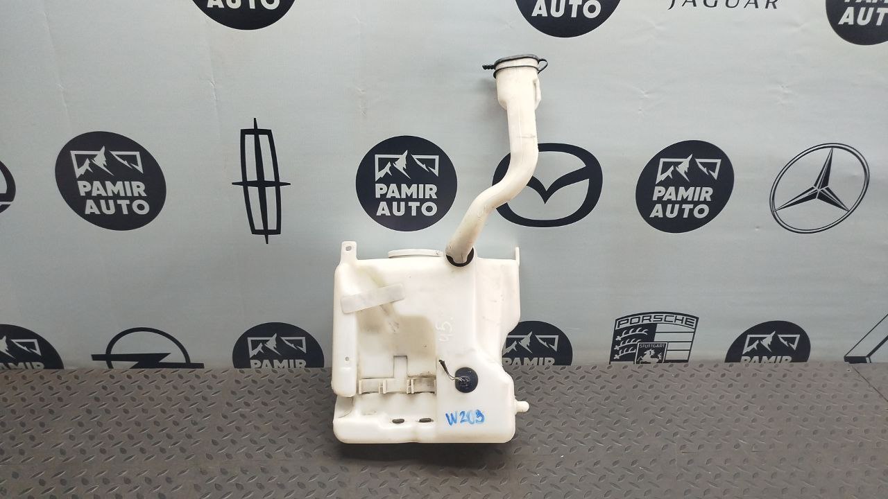 Бачок омывателя Mercedes C/W203 2000-2008