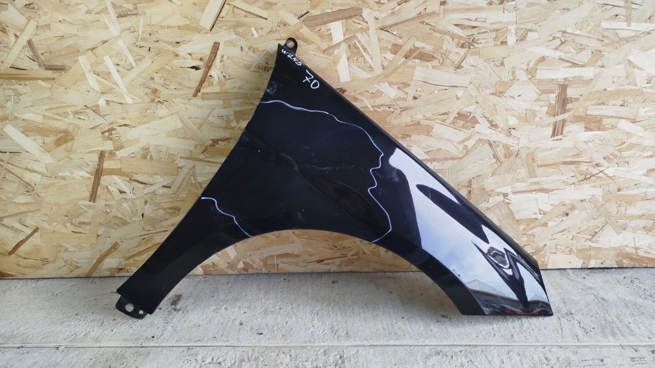 Крыло переднее правое Mercedes B/W245 2005-2011