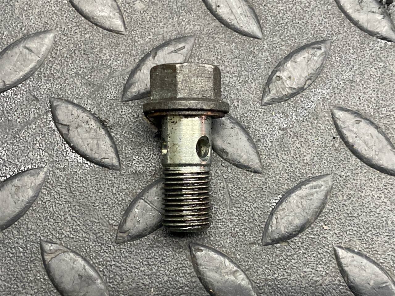 Болт коленвала Mercedes E/W211 2002-2009