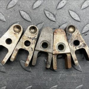 Кронштейн топливной форсунки Mercedes E/W211 2002-2009