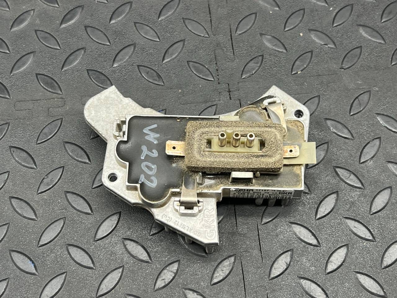 Резистор отопителя Mercedes C/W202 1993-2001