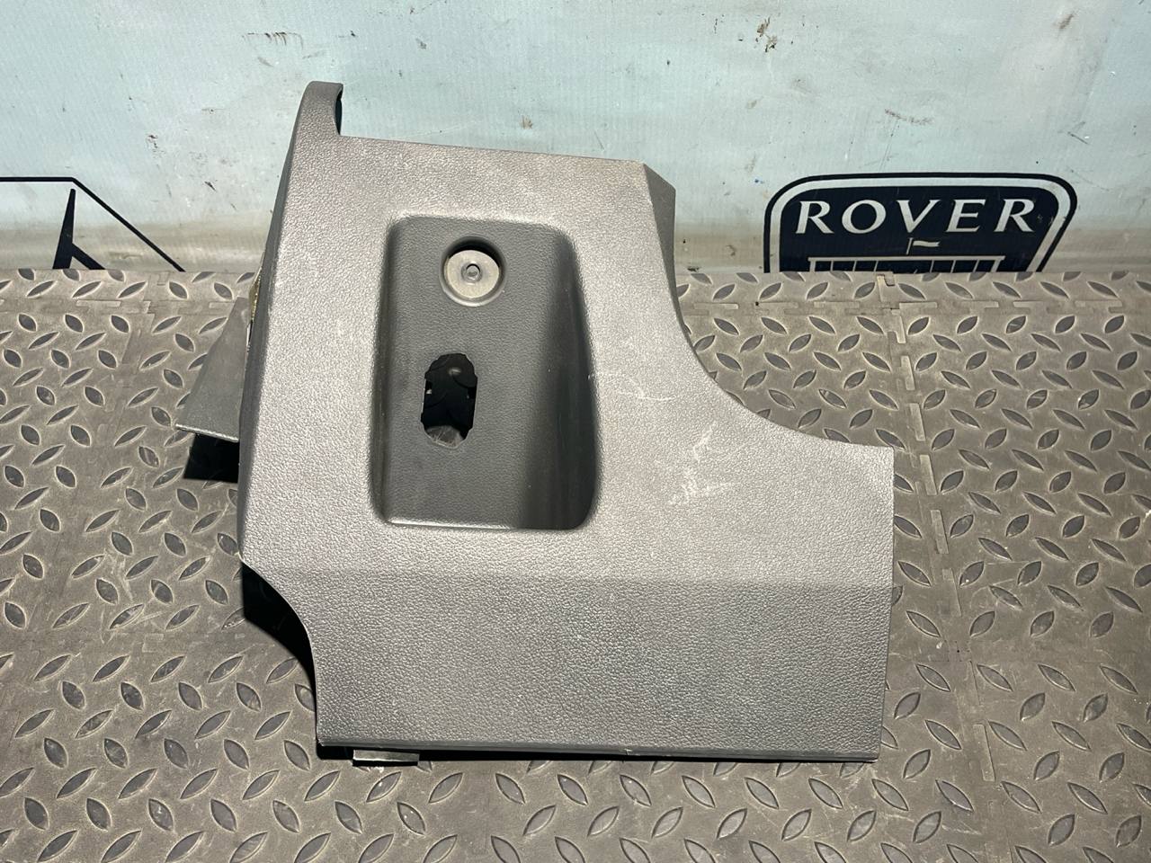 Накладка на торпедо левая Ford Focus/2 2004-2011