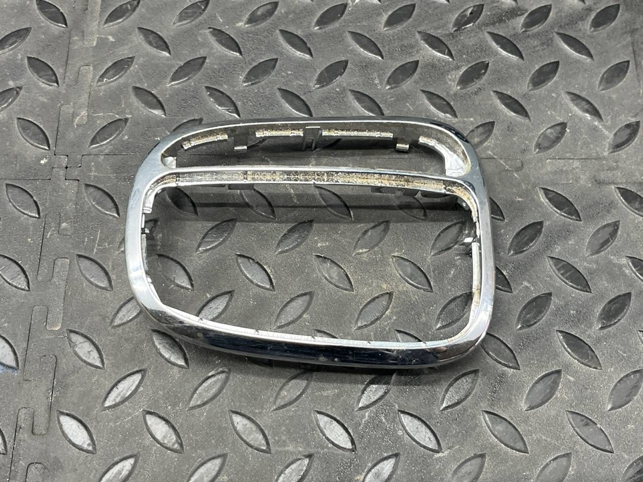 Накладка на кулису АКПП Mercedes C/W203 2000-2008