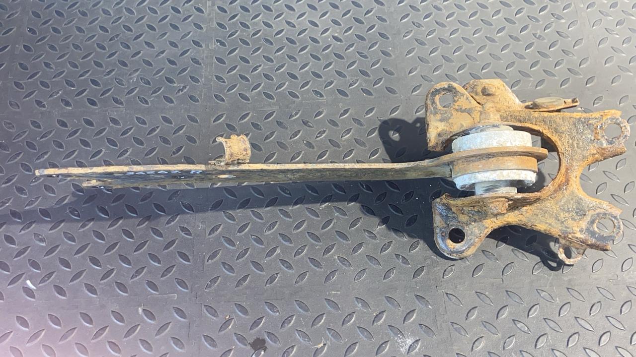 Рычаг задний правый Opel Signum 2003-2008