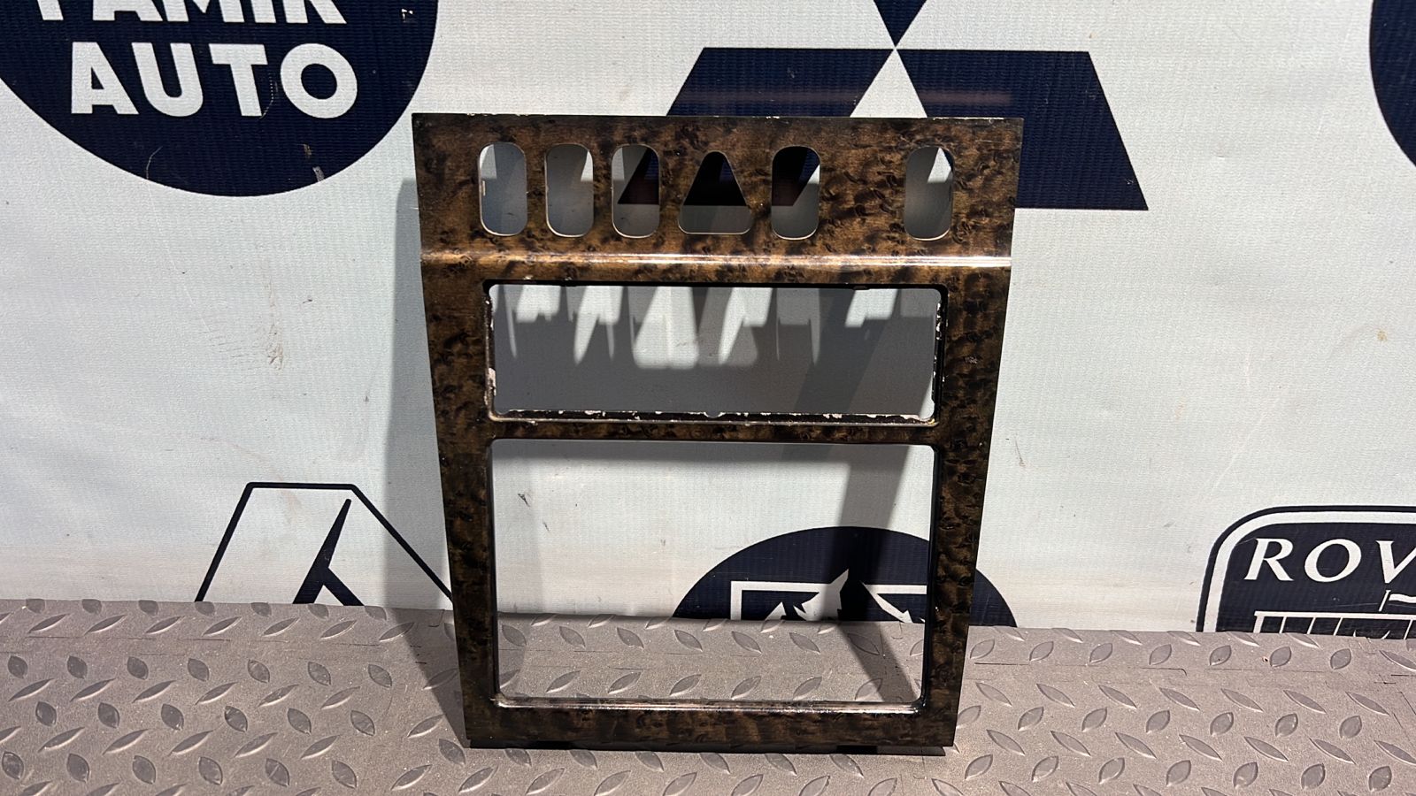 Накладка на торпедо Mercedes E/W210 1995-2003