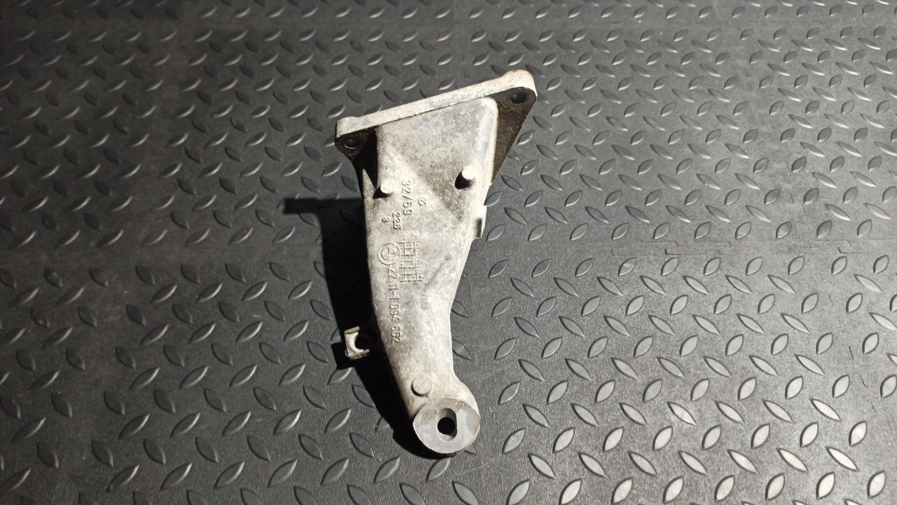 Кронштейн двигателя BMW 3/E46 1998-2007