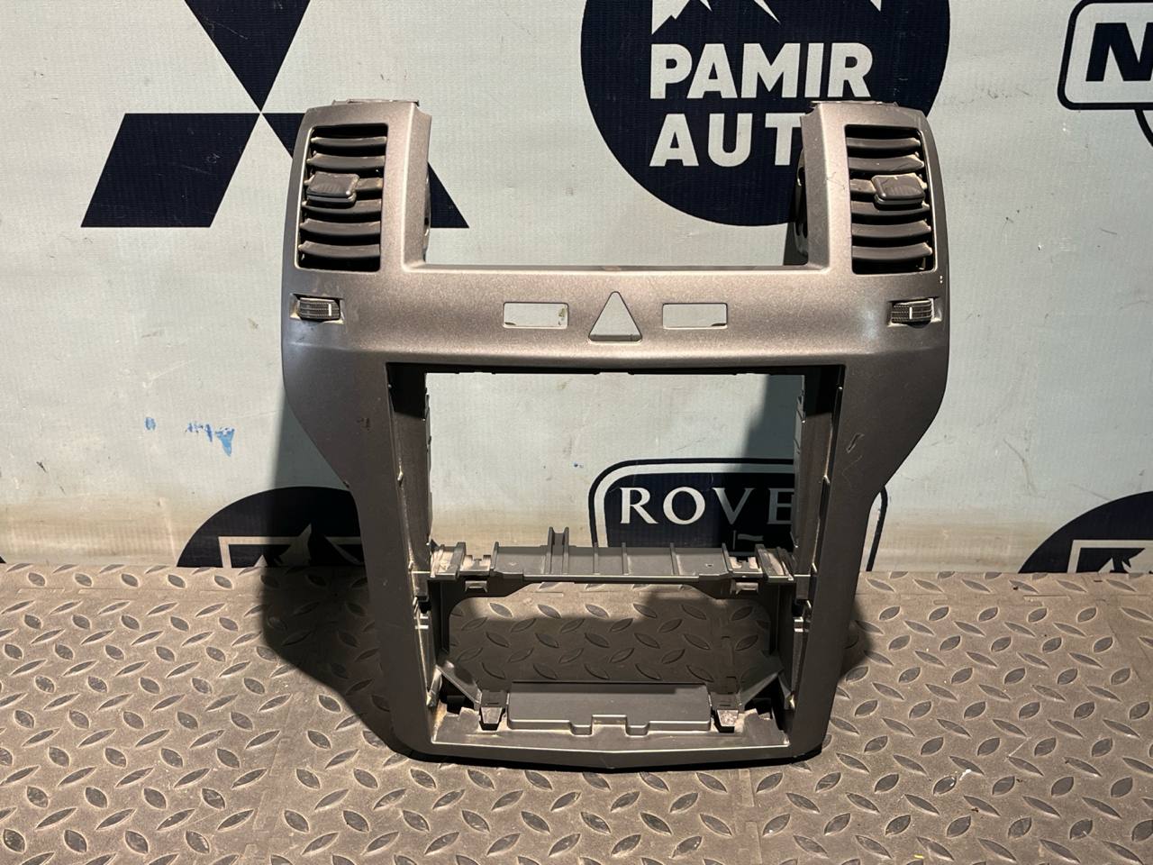 Накладка на торпедо Opel Zafira/B 2005-2014