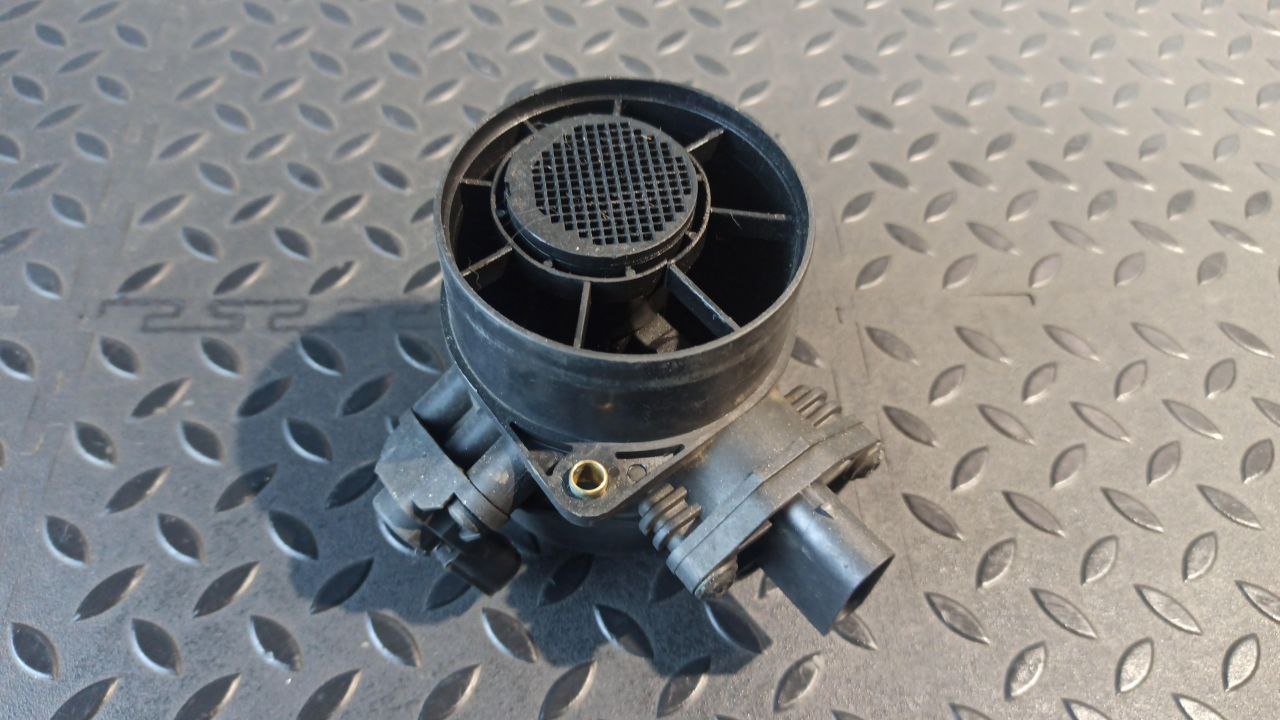 Расходомер (ДМРВ) Mercedes E/W211 2002-2009