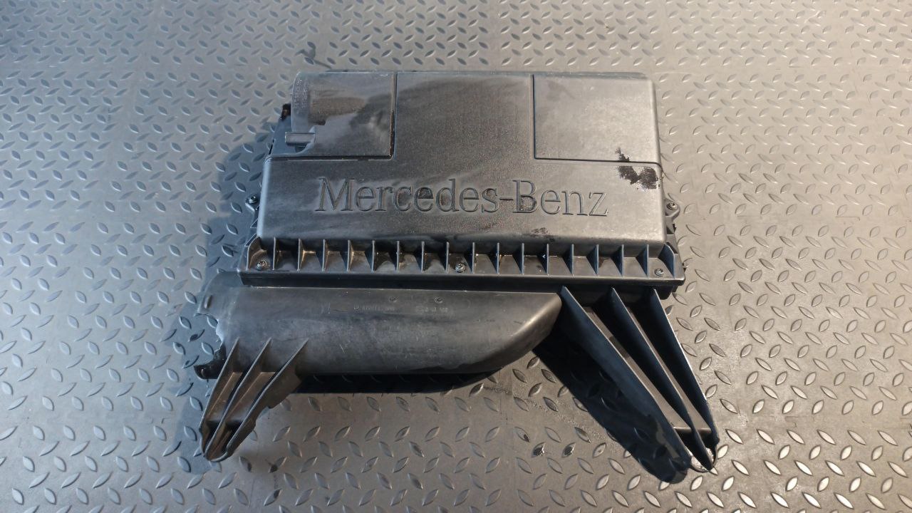 Корпус воздушного фильтра Mercedes Vito/W639 2003-2014