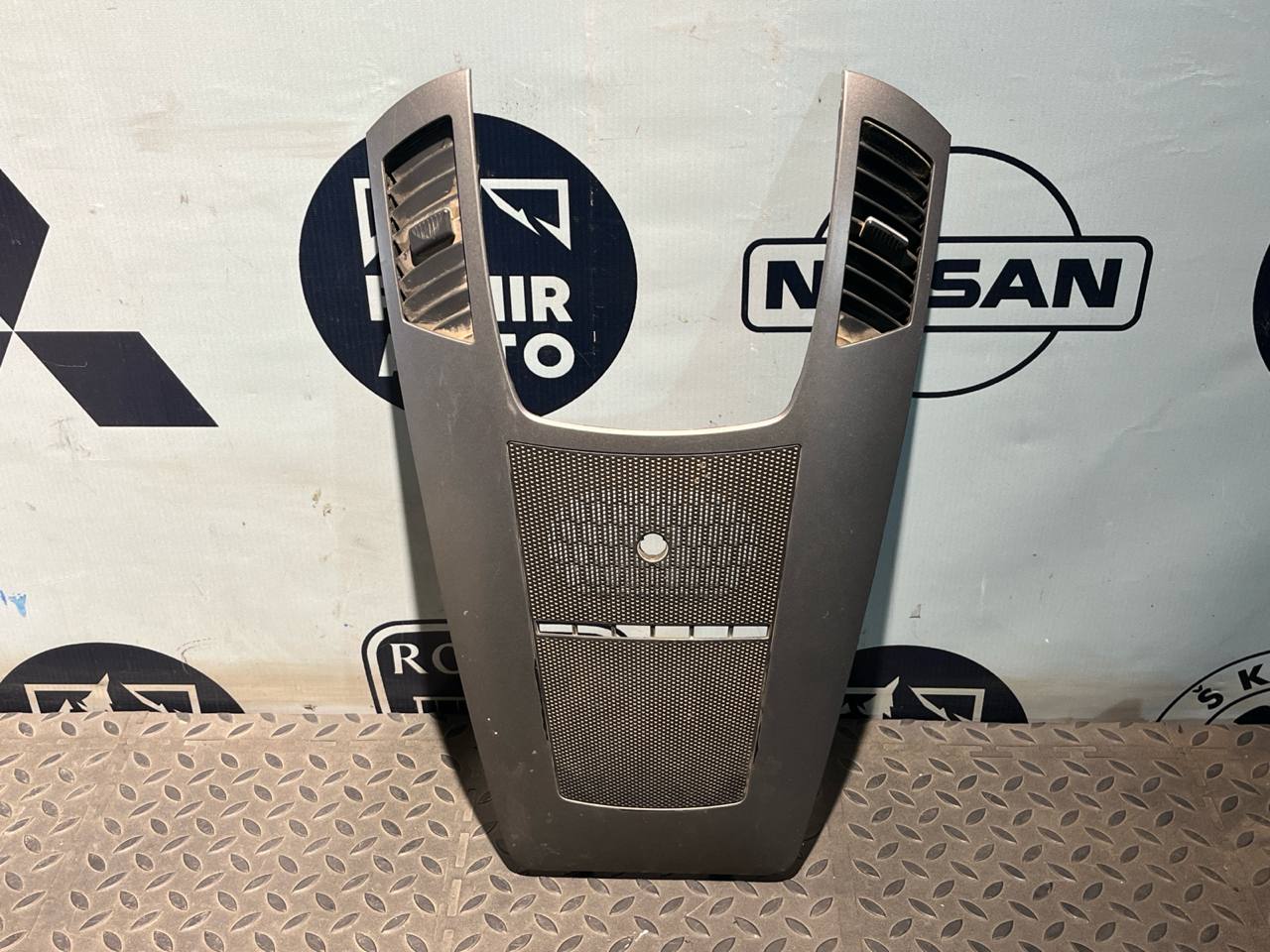 Накладка на торпедо Opel Zafira/B 2005-2014