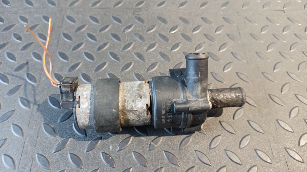 Насос электрический (Помпа) Mercedes C/W203 2000-2008