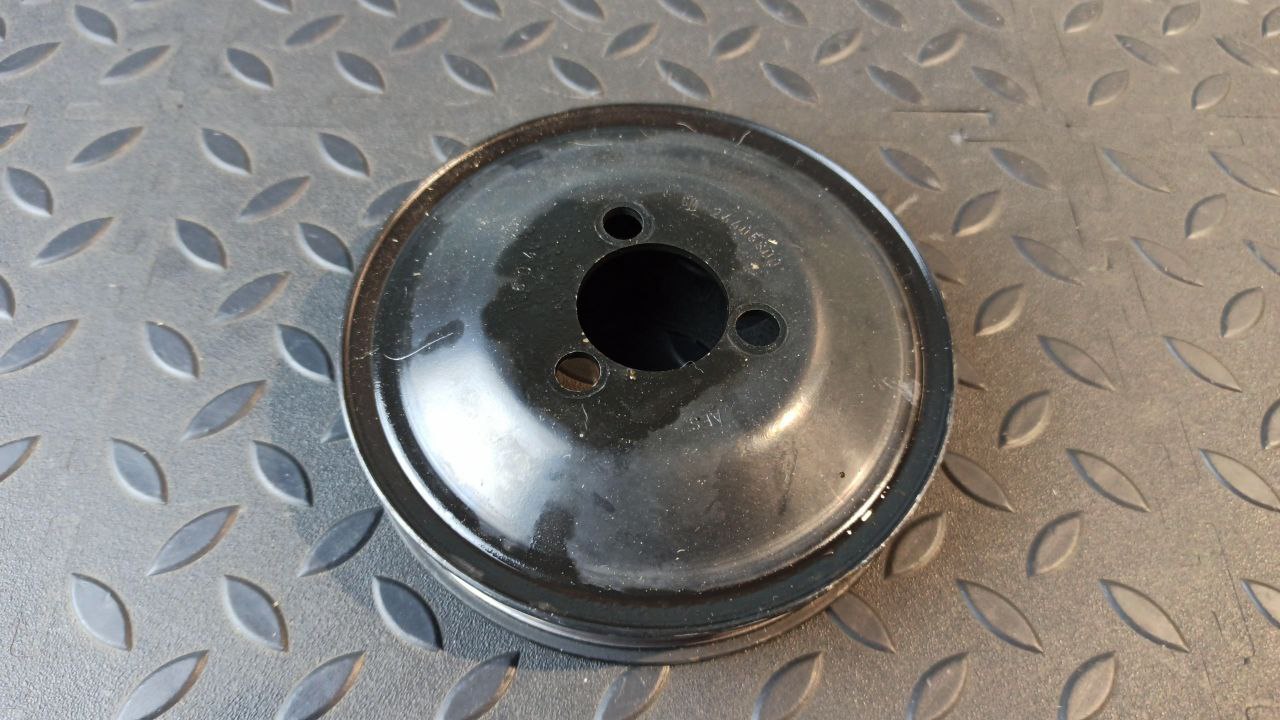 Шкив помпы Opel Astra/H 2004-2014