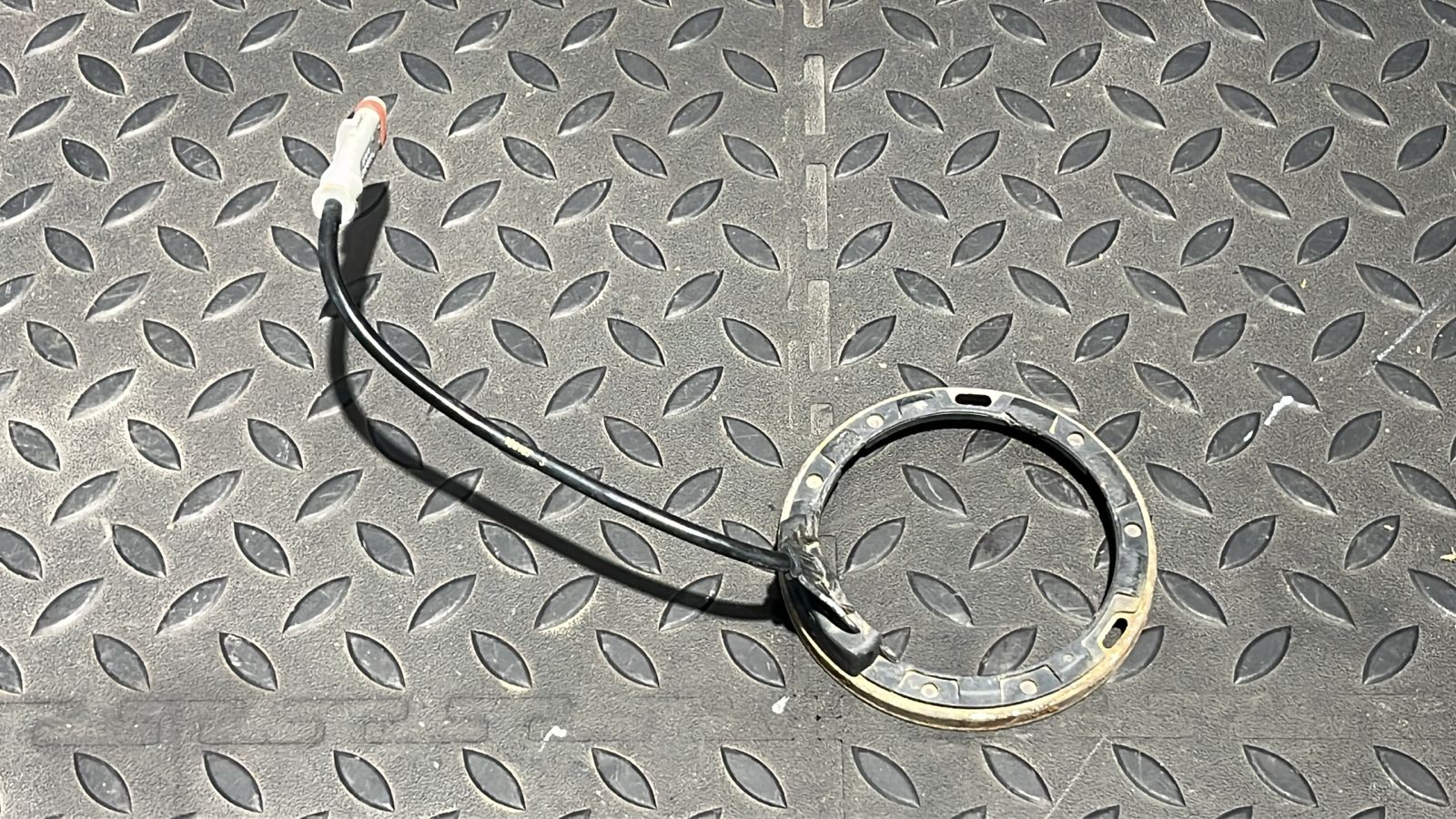 Датчик ABS передний Opel Zafira/B 2005-2014