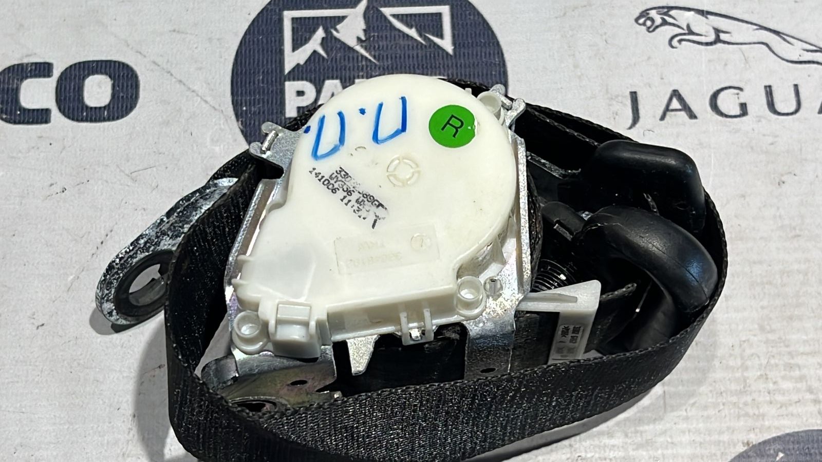 Ремень безопасности передний правый Ford Focus/2 2004-2011