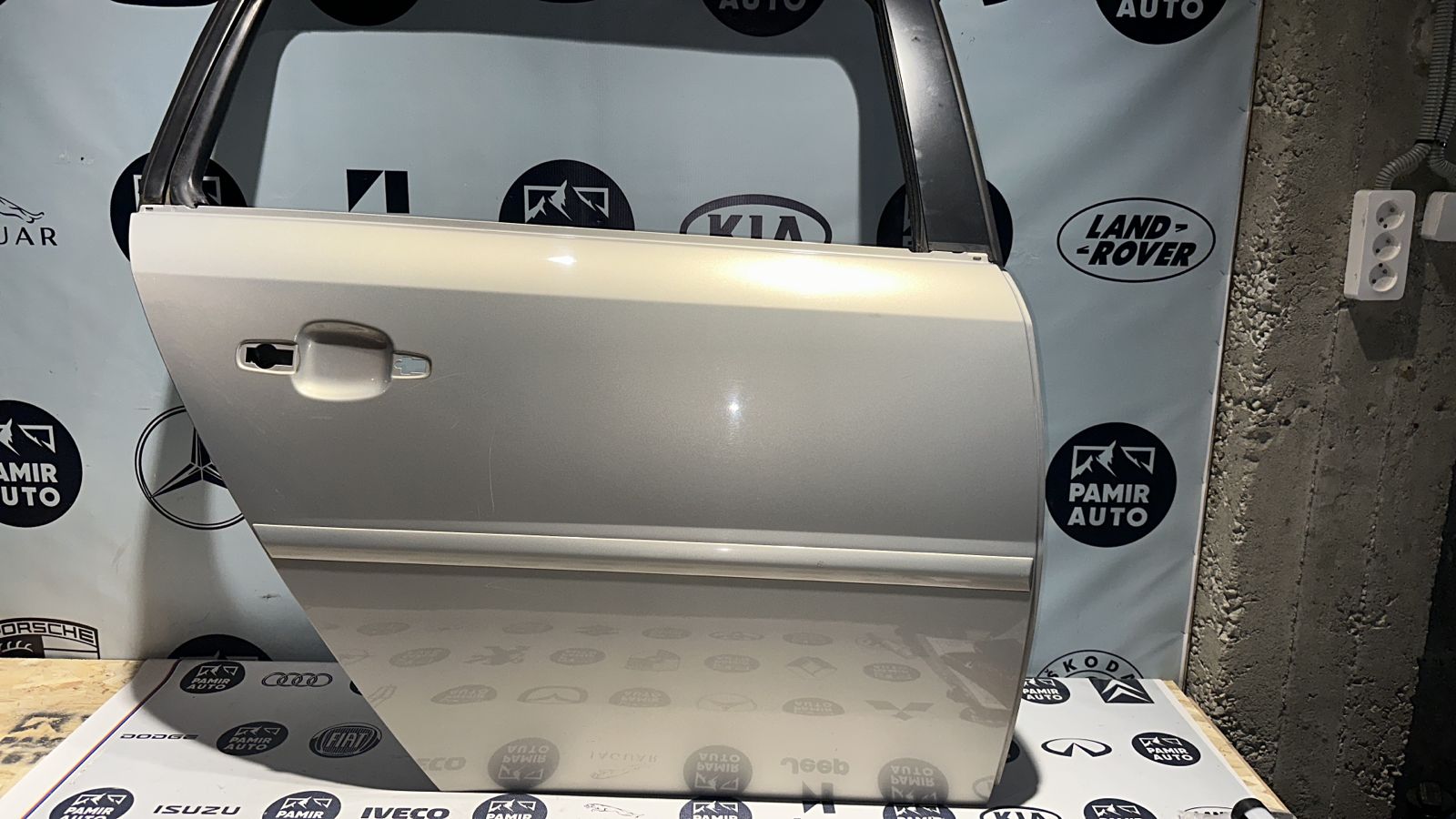 Дверь задняя правая Opel Vectra/C 2002-2008