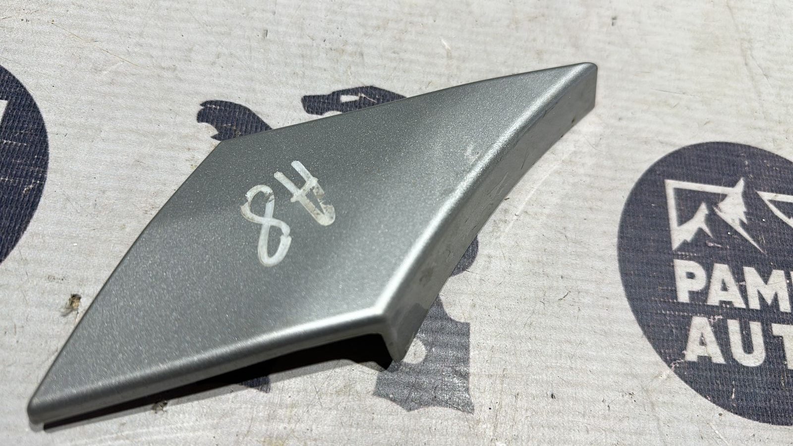 Молдинг крыла задний левый Mercedes C/W203 2000-2008