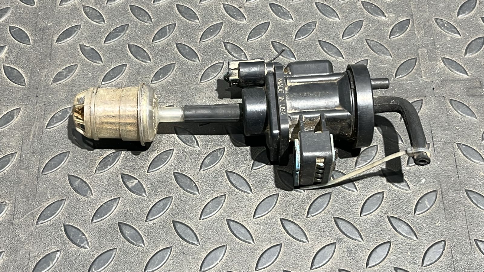 Клапан турбины Mercedes M/W163 1997-2005