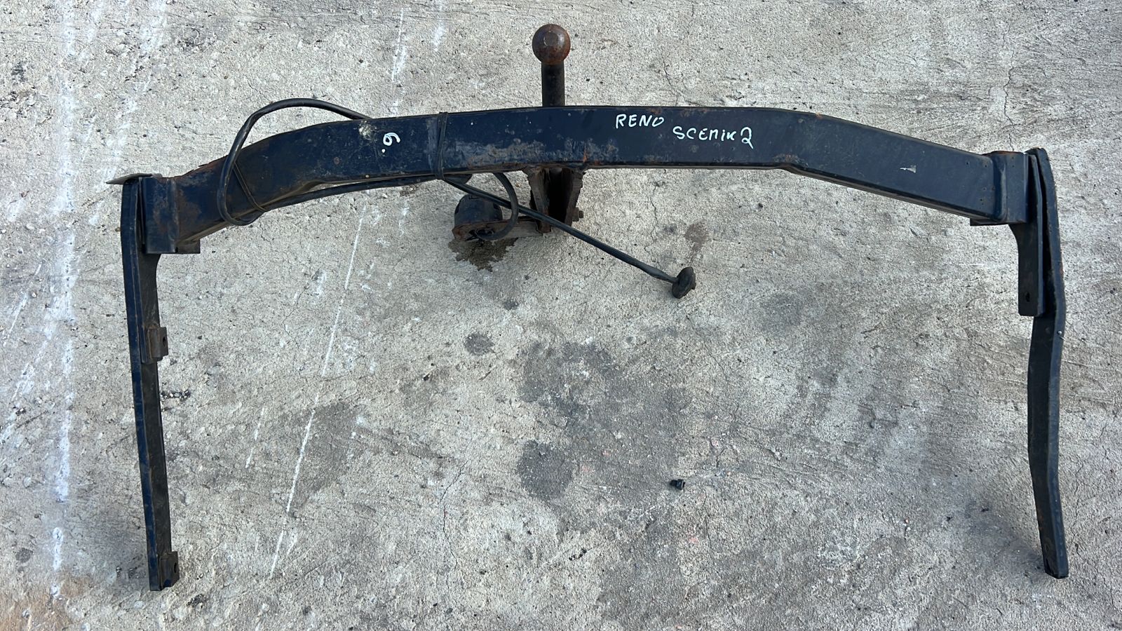 Фаркоп Renault Scenic/2 2003-2009