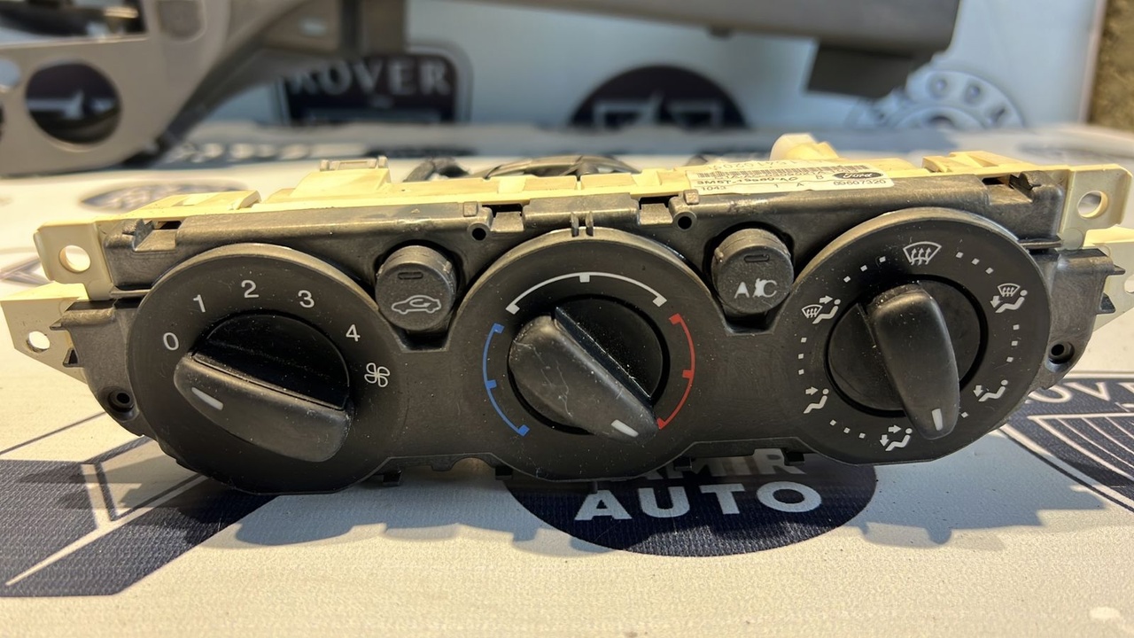 Блок управления отопителем Ford C-Max 2003-2010