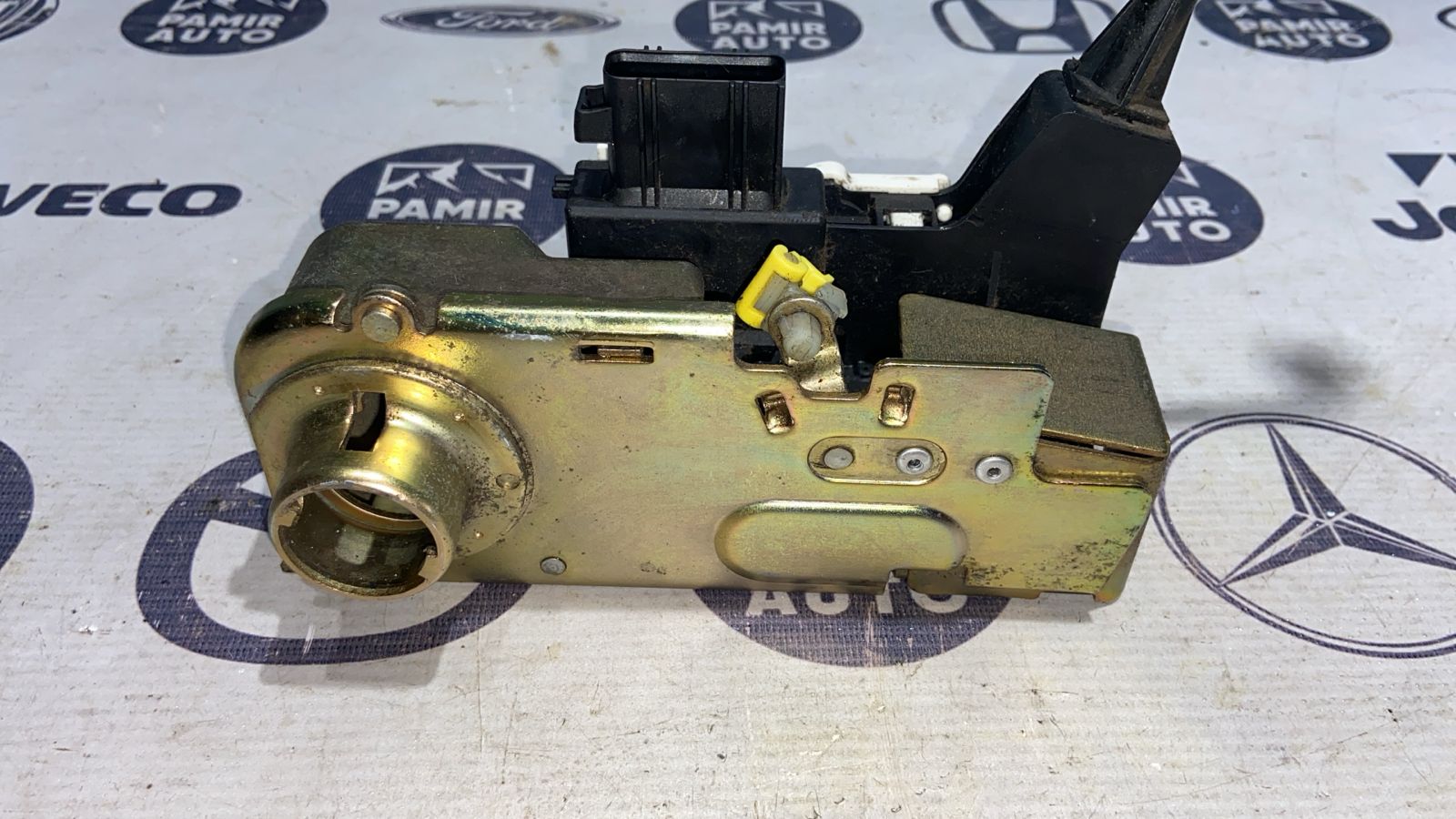 Замок двери передний левый Ford Transit 2000-2006