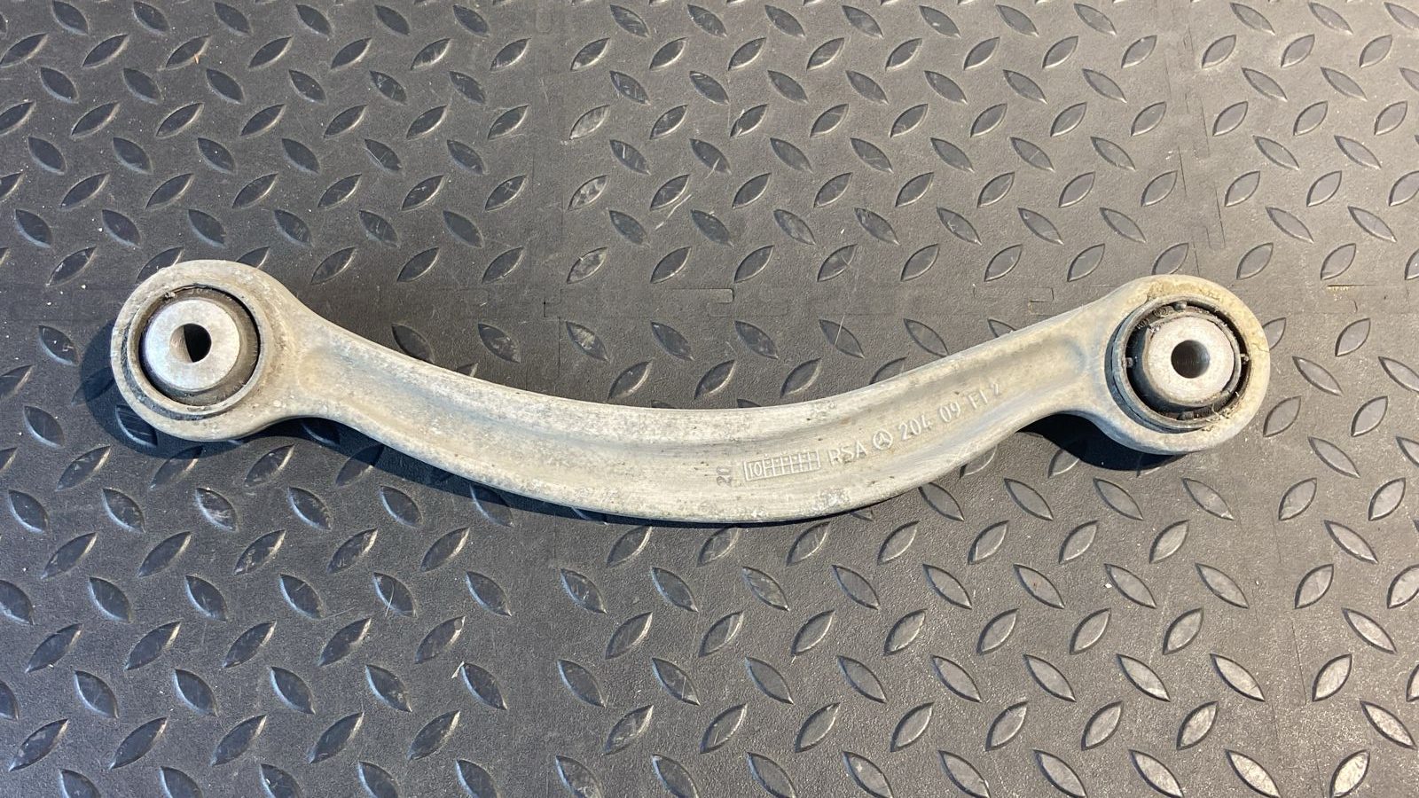 Рычаг задний правый Mercedes C/W204 2006-2015