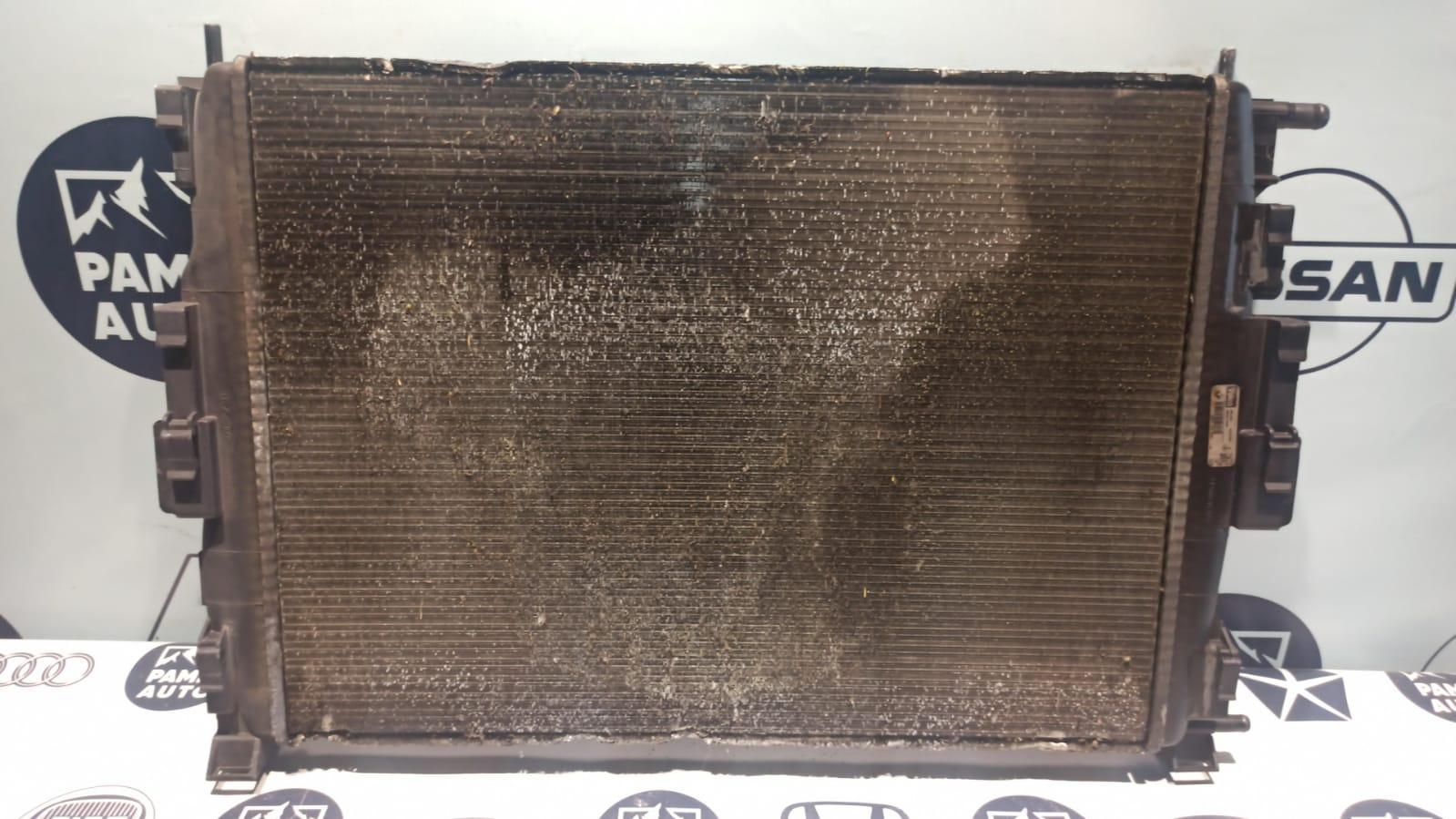 Радиатор ОЖ Renault Scenic/2 2003-2009