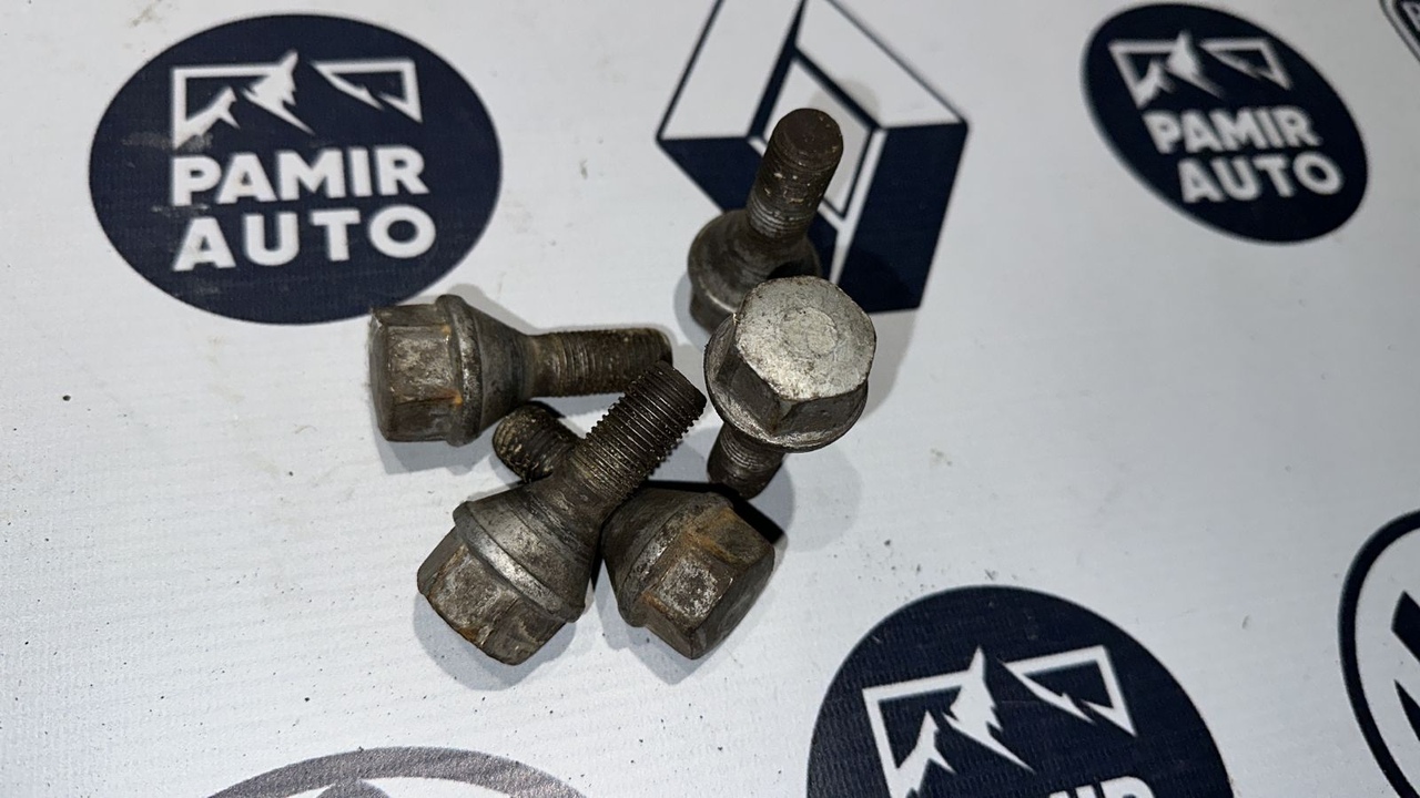 Болт колесный Opel Movano/A 2003-2010