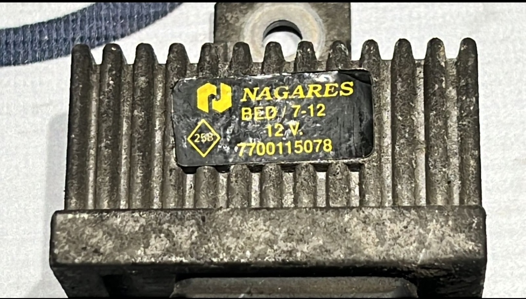 Реле свечей накала Opel Movano/A 2003-2010