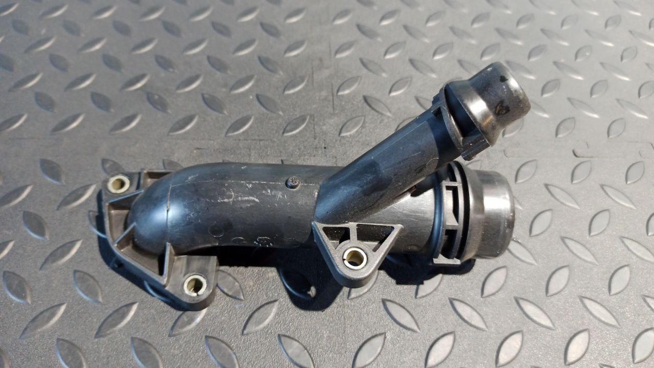 Фланец ОЖ BMW 3/E46 1998-2007