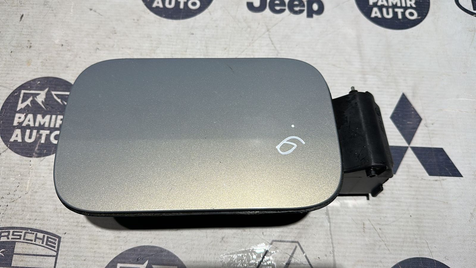 Лючок бензобака Renault Scenic/2 2003-2009