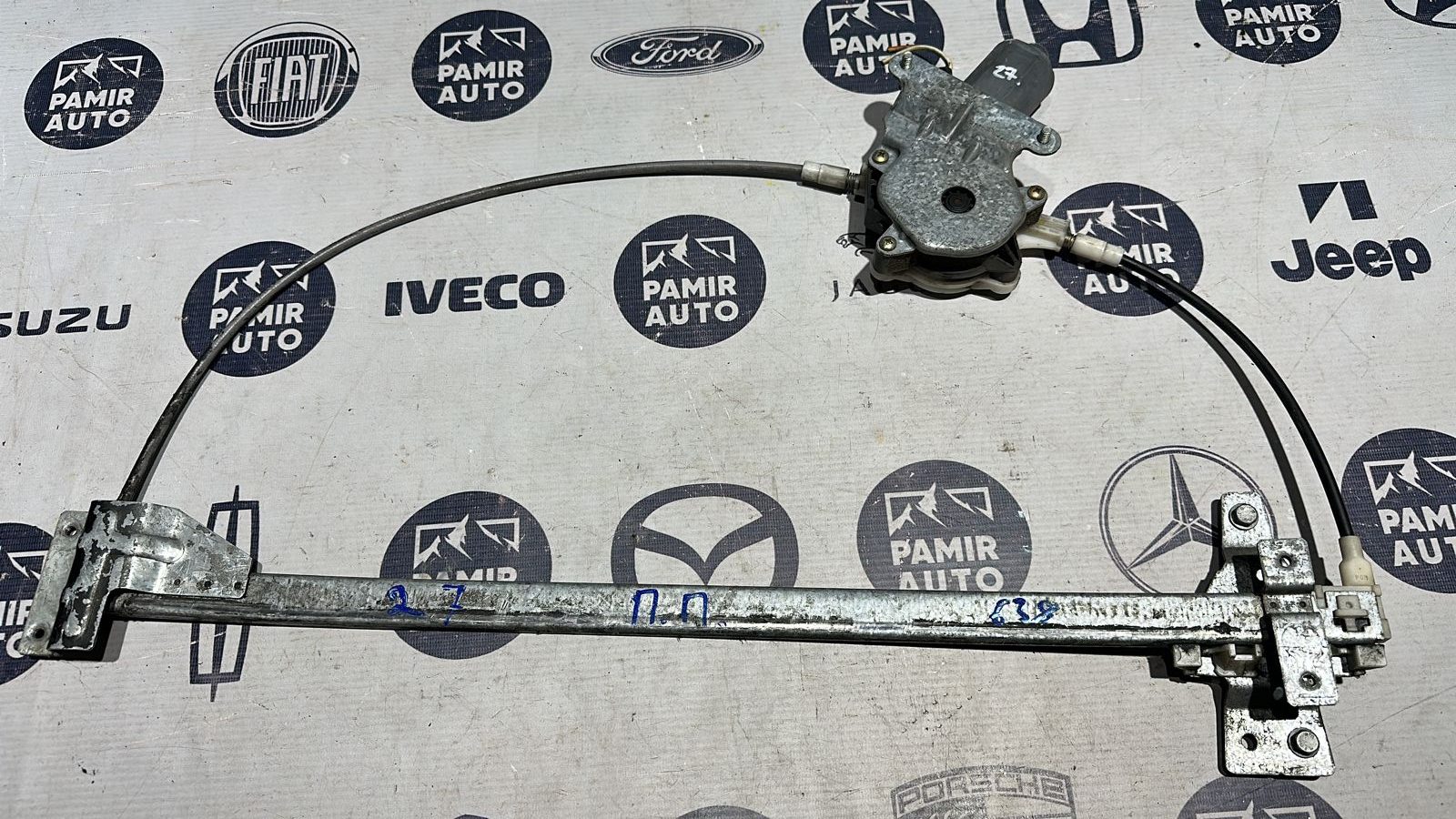 Стеклоподъёмник передний правый Mercedes Vito/W638 1996-2003