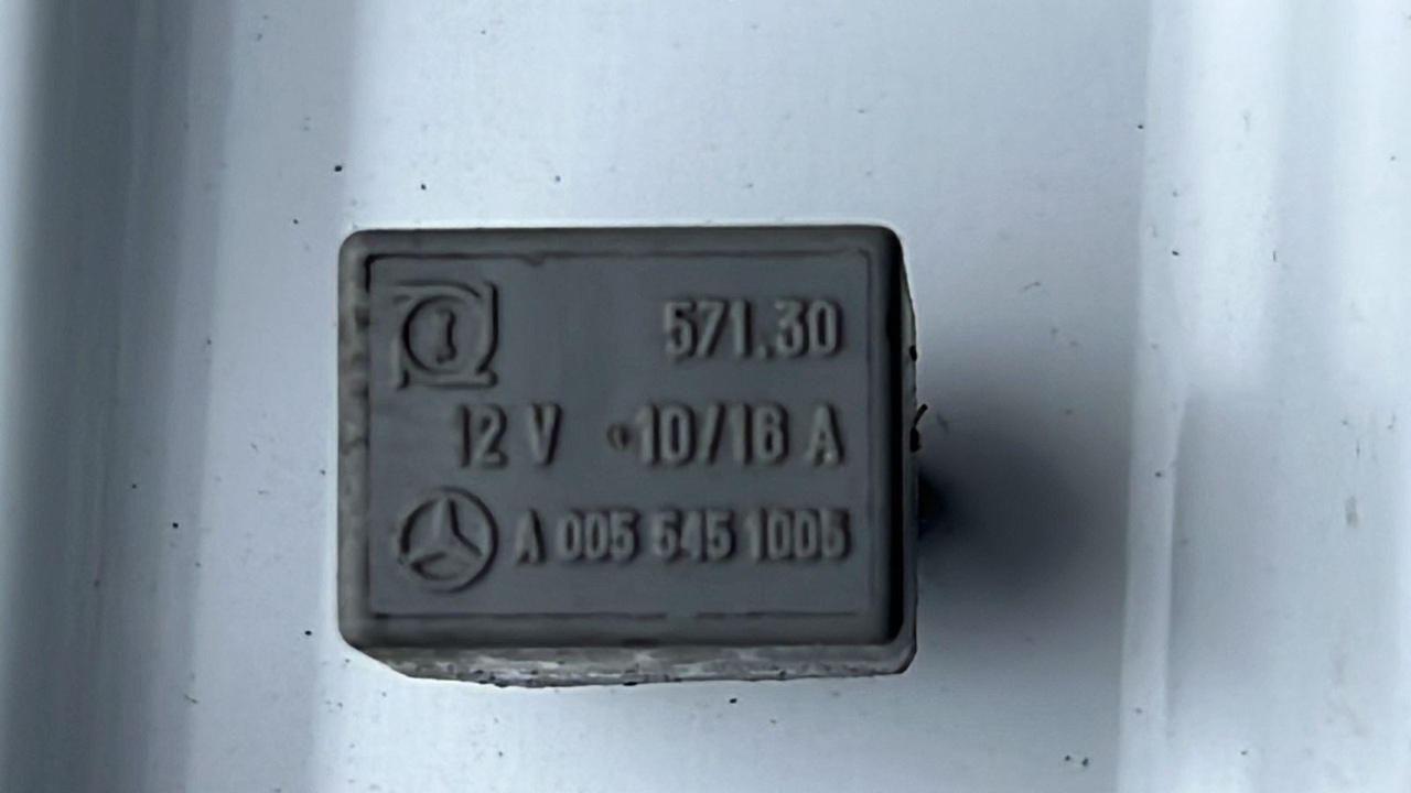 Реле Mercedes Sprinter/W901-W909 1995-н.в.