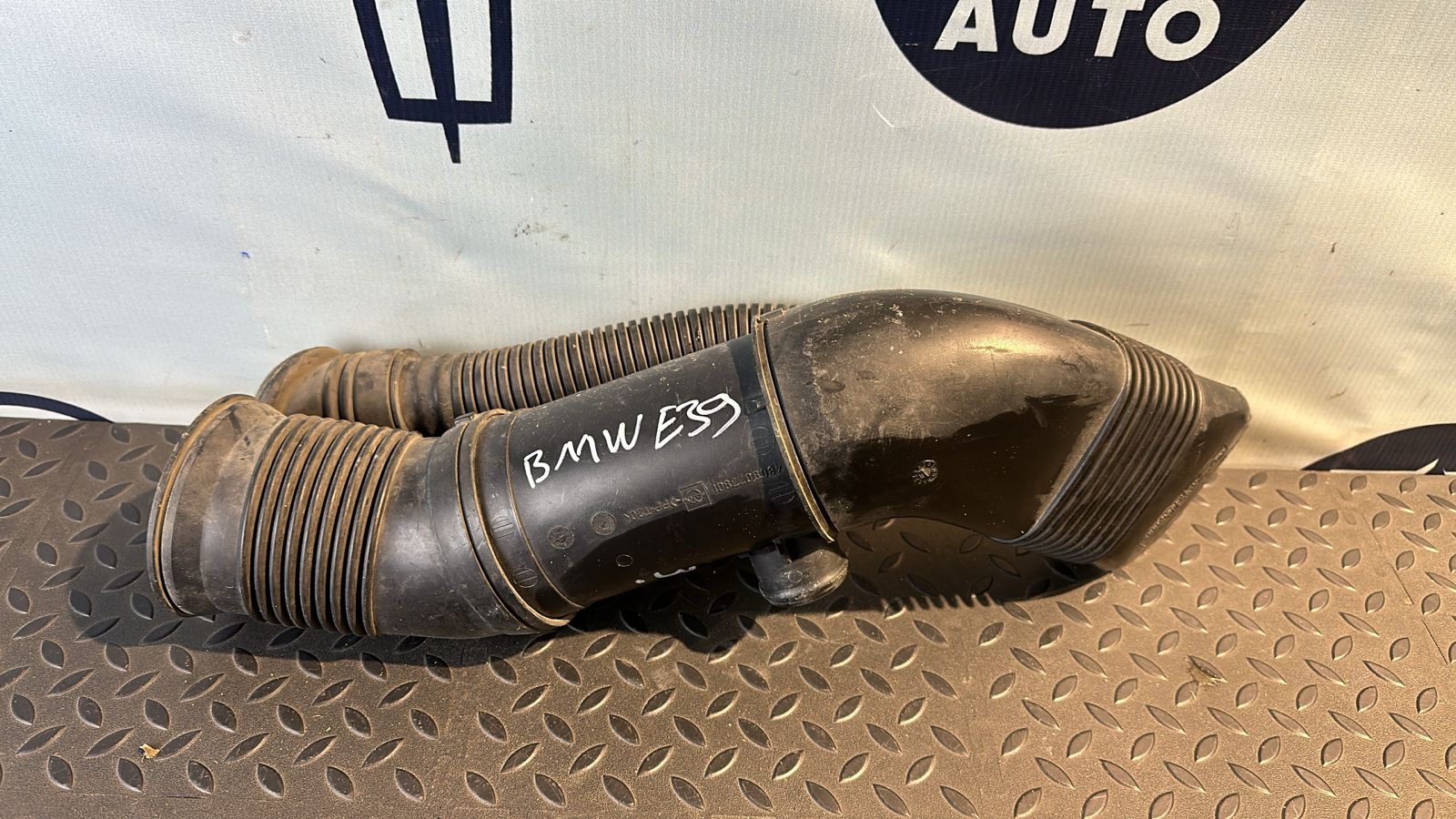 Патрубок воздушного фильтра для BMW 5/E39 1995-2004