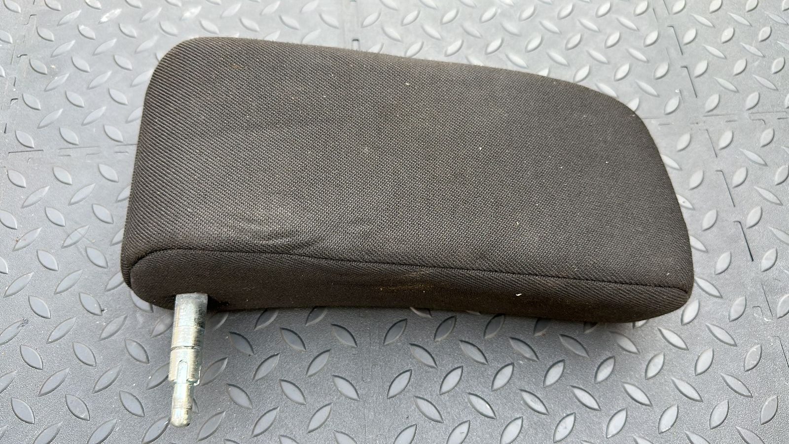 Подлокотник сиденья Opel Zafira/B 2005-2014