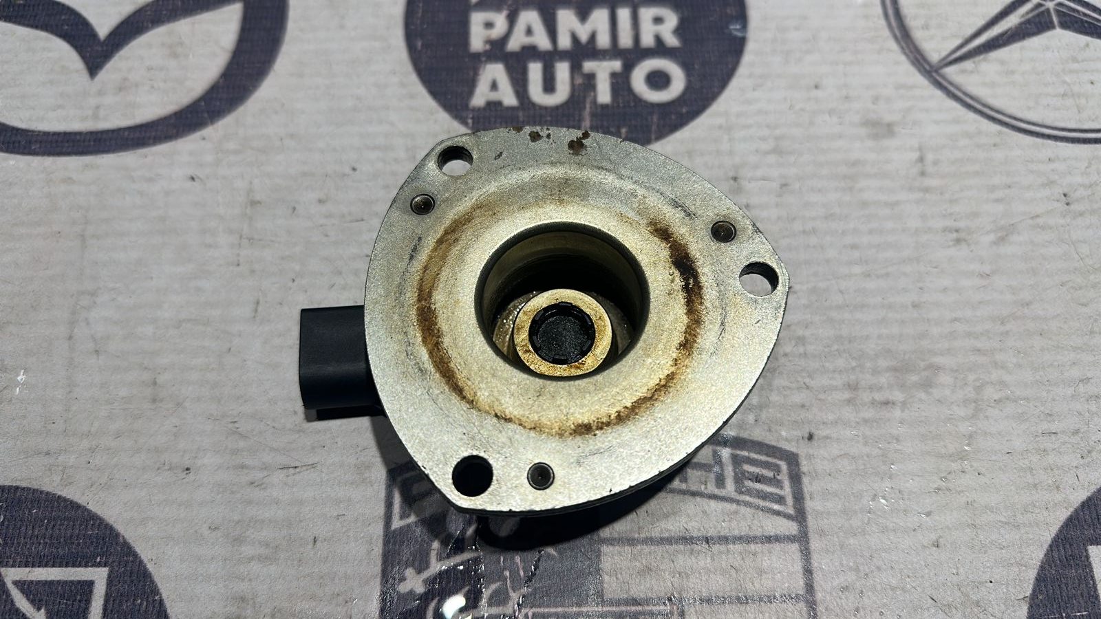 Клапан изменения фаз ГРМ Mercedes C/W203 2000-2008