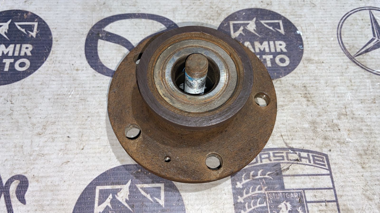 Ступица задняя Volkswagen Golf/5 2003-2009