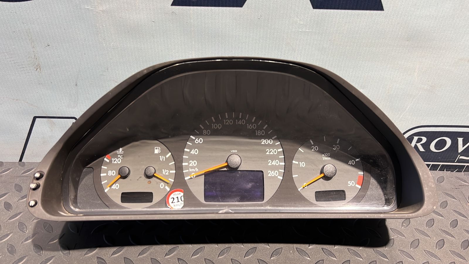 Комбинация приборов (Щиток) Mercedes E/W210 1995-2003