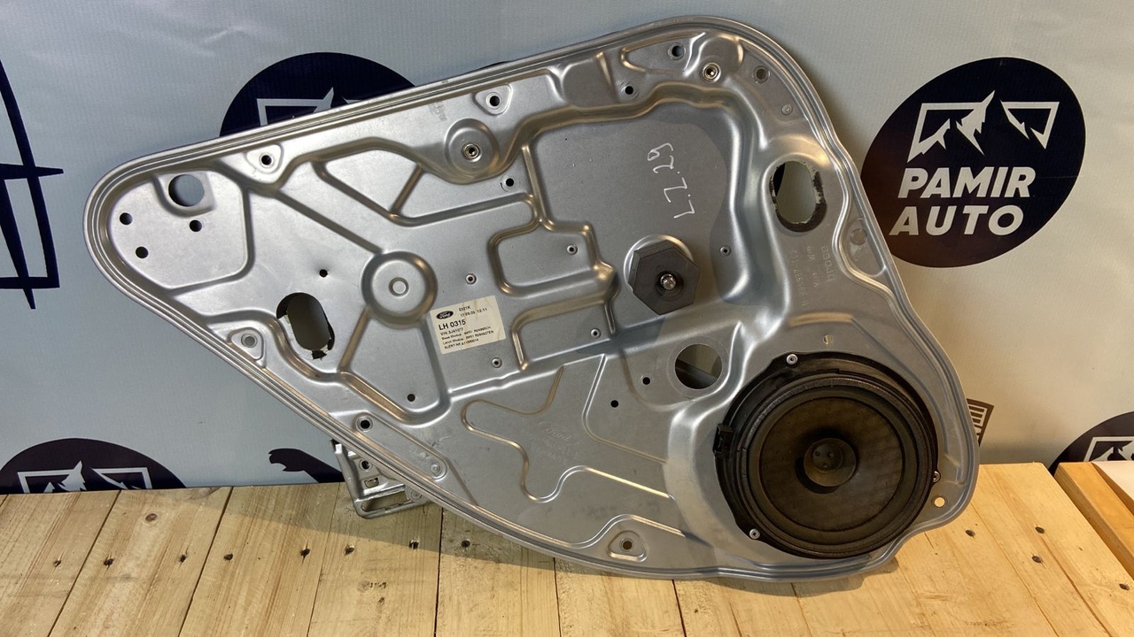 Стеклоподъемник задний левый Ford C-Max 2003-2010