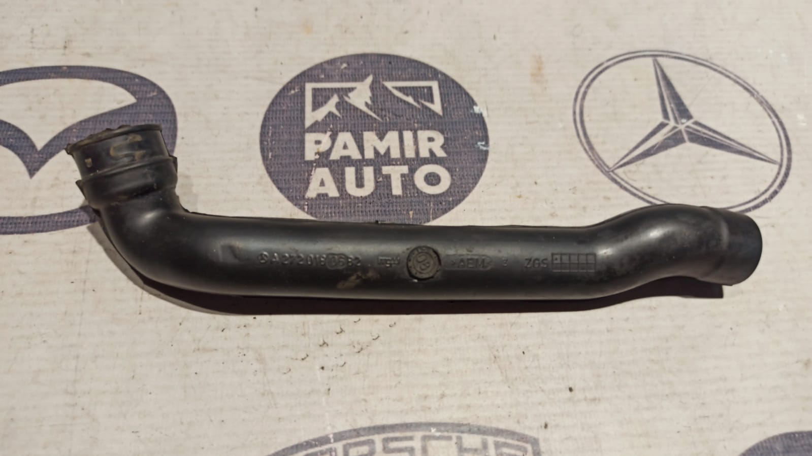 Патрубок картерных газов Mercedes E/W211 2002-2009