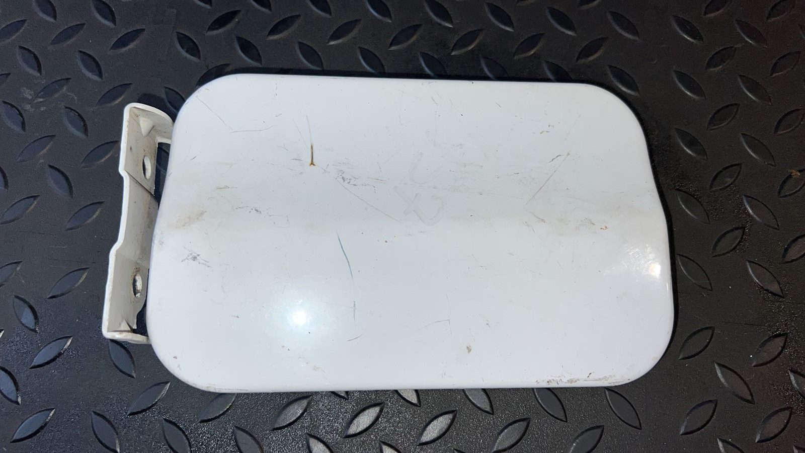 Лючок бензобака Mercedes Vito/W638 1996-2003