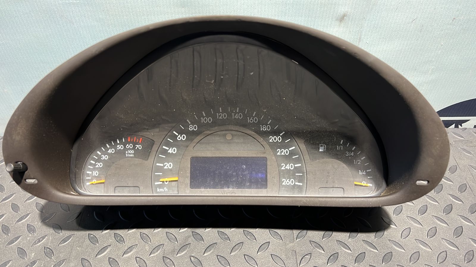 Комбинация приборов (Щиток) Mercedes C/W203 2000-2008