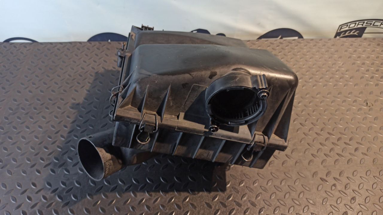 Корпус воздушного фильтра Mercedes Vito/W638 1996-2003