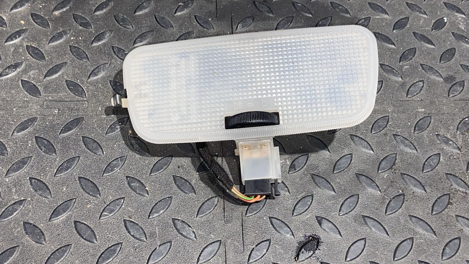 Плафон салонный Mercedes Vito/W639 2003-2014