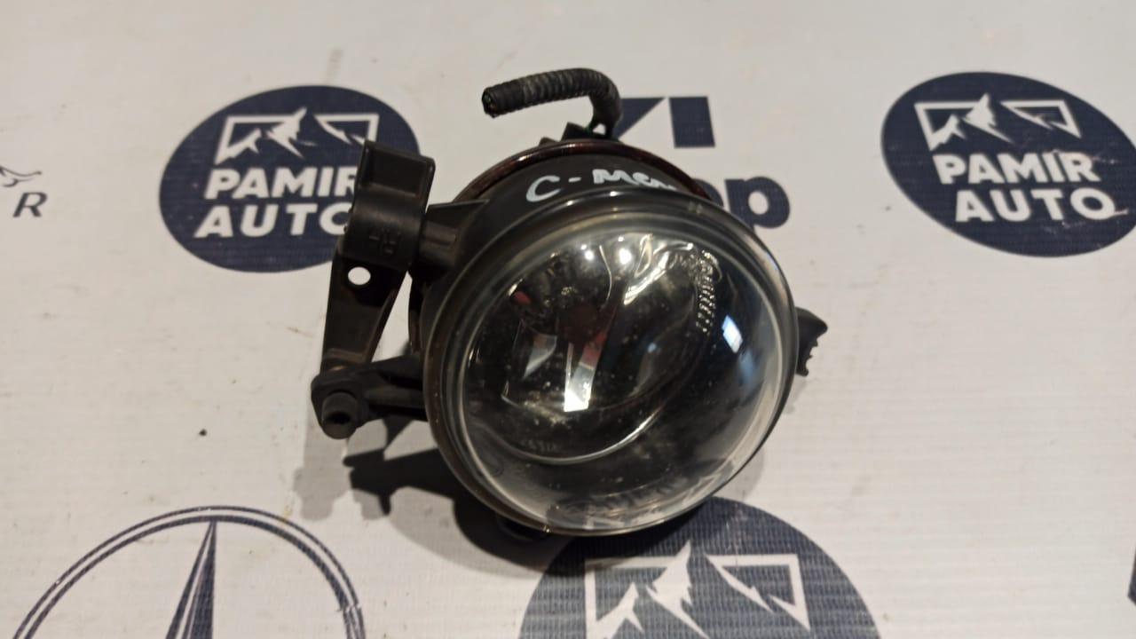 Фара противотуманная правая Ford C-Max 2003-2010