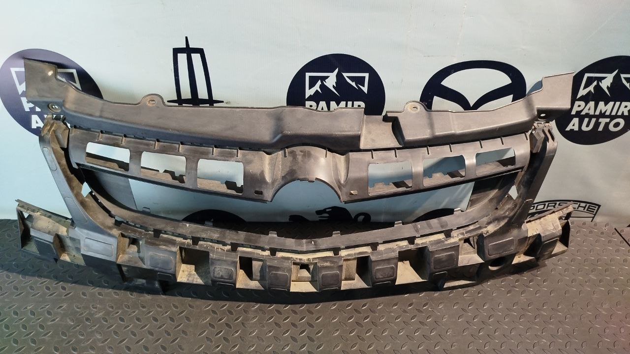 Решетка радиатора Opel Signum 2003-2008